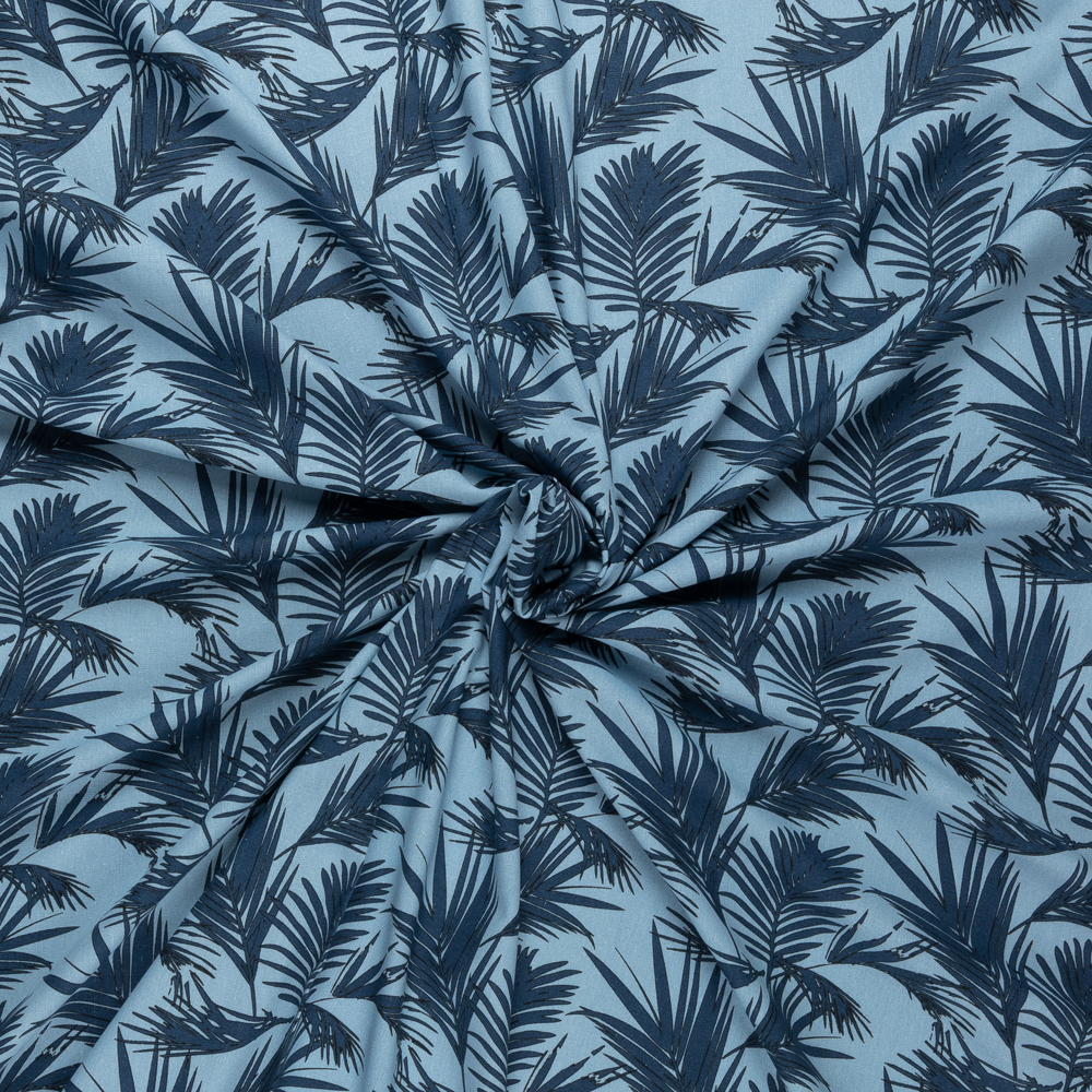 licht denim linnen viscose met blauw palmblad dessin