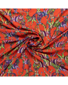 rood viscose satijn stof met multicolor fantasie hert