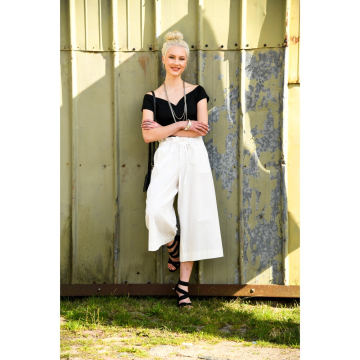 off white linnenlook stof