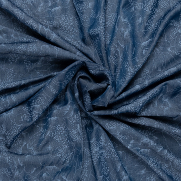 Blauw met abstracte blauw bloemen viscose mix chambray stof Italiaans import