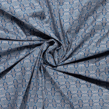 donker blauw stretch satijnkatoen stof met blauw wit grafisch dessin