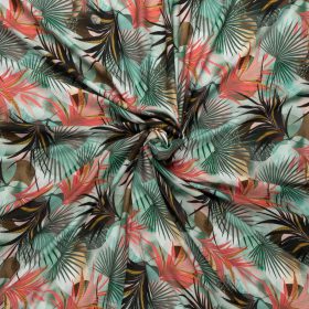crepe viscose met zeegroen koraal zwart bladdessin italiaans import