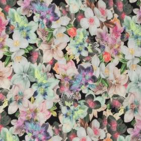 zwart viscose satijn stof met limoen, smoke, zuurstok roze bloemen Italiaans import