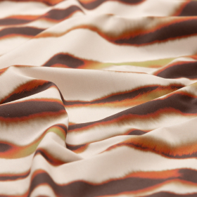 creme silky katoen stof met bruin groen animal dessin