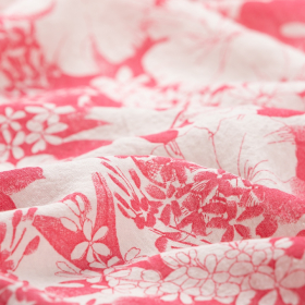 beige linnen hennep mix stof met zacht rood bloemdessin Italiaans import