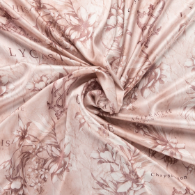 gebroken wit  viscose satijnstof met oud roze fantasie dessin Italiaans import