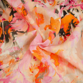 zalm linnen stof met aquarel oranje roze bloemen